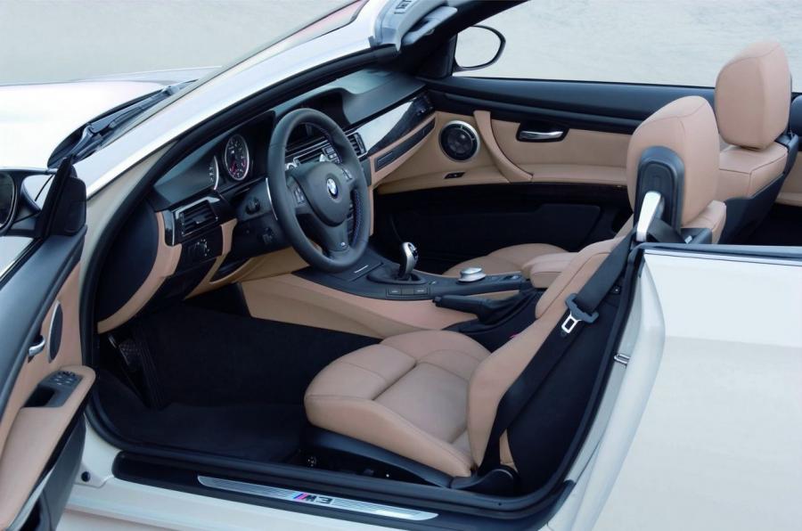  BMW M3 Convertible 2008 года  (фото 40 из 66)